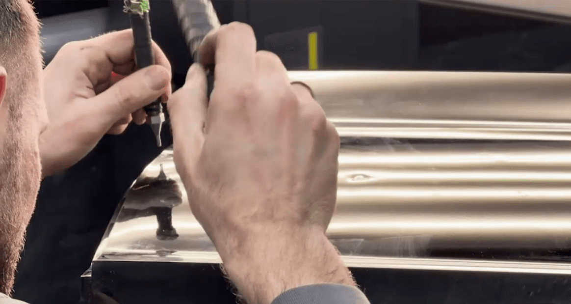 Kėbulų remontas / „Meninis lyginimas“